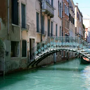 vip-venice-apartments.hotelinveneto.com/